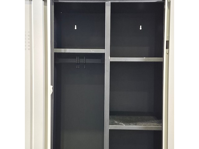 Ca. 40x lockerkast - afbeelding 4 van  8