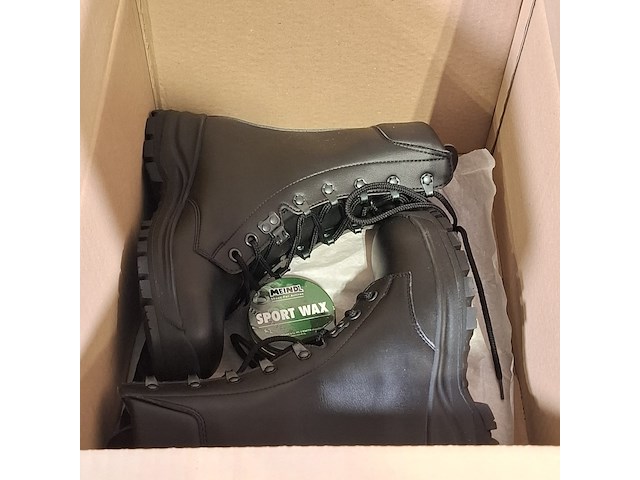 Ca. 40x paar diverse schoenen, o.a. atlas, neskrid en haix - afbeelding 3 van  5