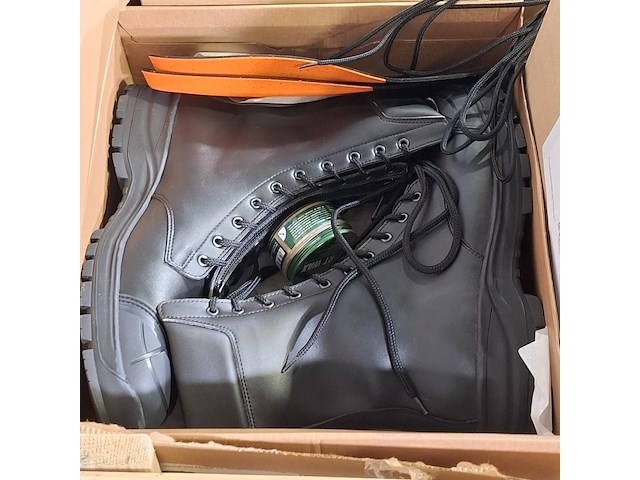 Ca. 40x paar diverse schoenen, o.a. atlas, neskrid en haix - afbeelding 4 van  5