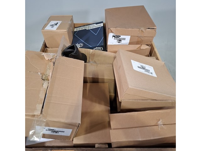 Ca. 40x paar diverse schoenen, o.a. atlas, neskrid en haix - afbeelding 2 van  8