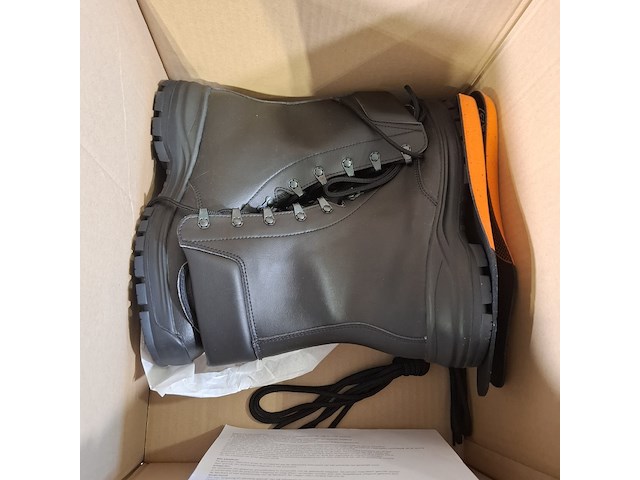 Ca. 40x paar diverse schoenen, o.a. atlas, neskrid en haix - afbeelding 3 van  8