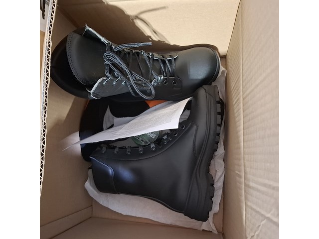 Ca. 40x paar diverse schoenen, o.a. atlas, neskrid en haix - afbeelding 5 van  8