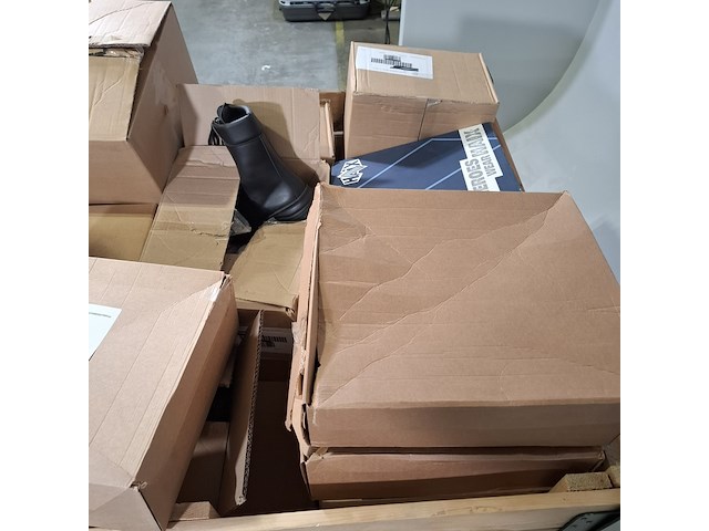 Ca. 40x paar diverse schoenen, o.a. atlas, neskrid en haix - afbeelding 7 van  8