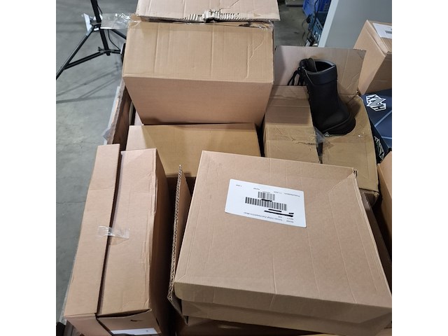 Ca. 40x paar diverse schoenen, o.a. atlas, neskrid en haix - afbeelding 8 van  8