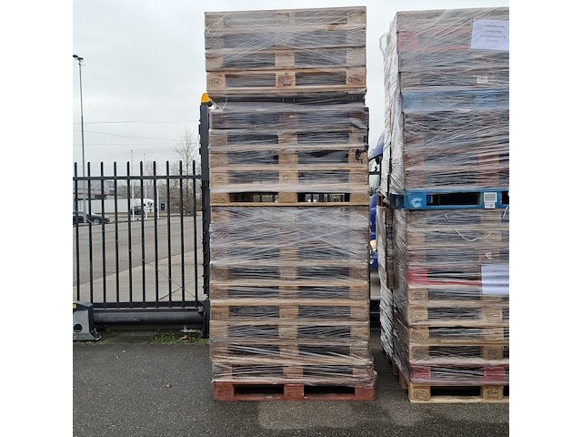 Ca. 40x pallet, o.a epal - afbeelding 1 van  9