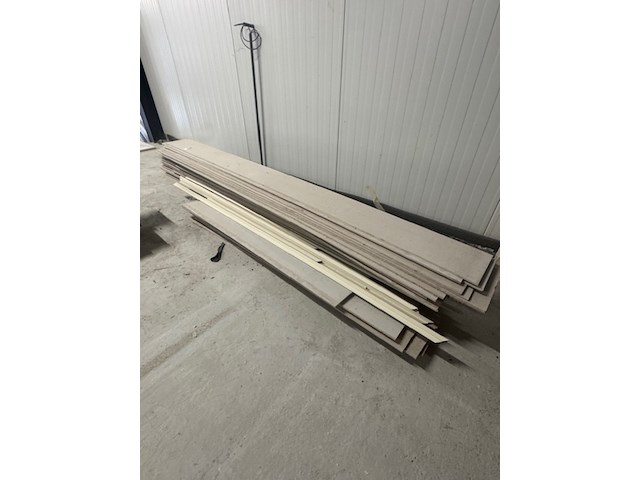 Ca. 40x stroken brandwerend plaatmateriaal - afbeelding 2 van  3