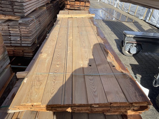 Ca. 40x thermo vuren channelsiding, 18x142mm, lengte 360cm - afbeelding 1 van  3