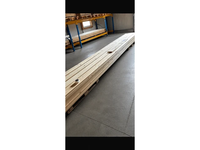 Ca. 40x vuren planken, schaafd 46,56 m² - afbeelding 1 van  2