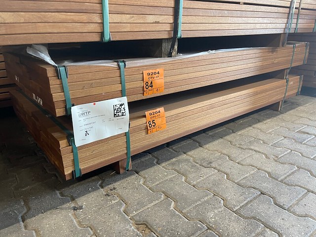 Ca. 41x guyana teak planken geschaafd, 25x140mm, lengte 185cm - afbeelding 4 van  4