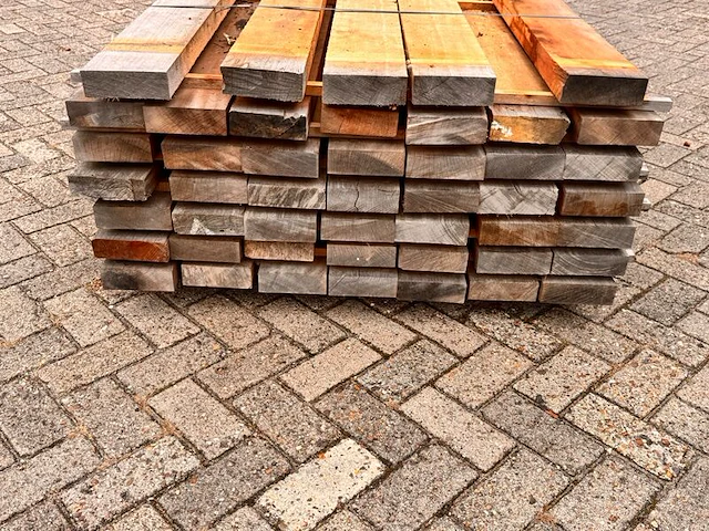 Ca. 41x mora hardhouten balken fijnbezaagd, 50x150mm, lengte 400cm - afbeelding 3 van  3