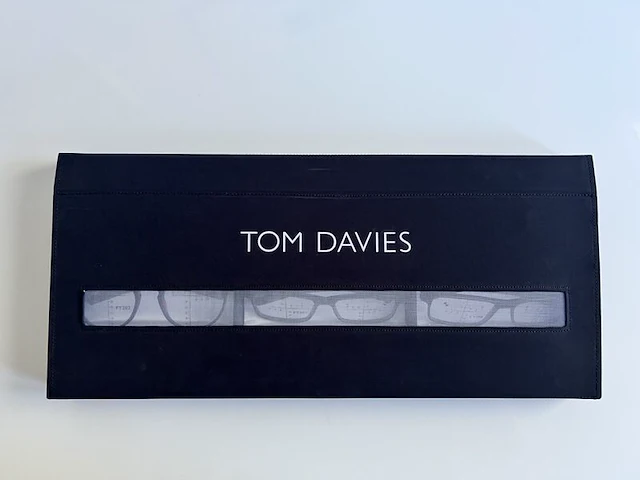 Ca. 41x optische monturen inclusief draagtas en transporttrolley, tom davies - afbeelding 9 van  28