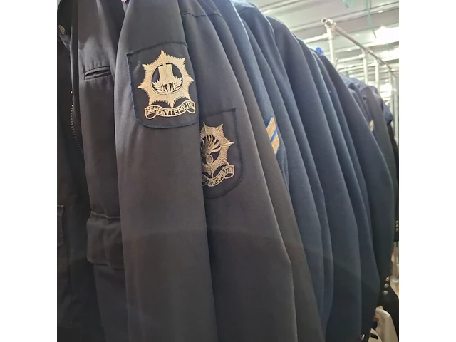 Ca. 41x politie beroepen - afbeelding 1 van  7