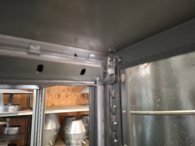Ca. 42 meter metalen legbord stelling - afbeelding 4 van  7
