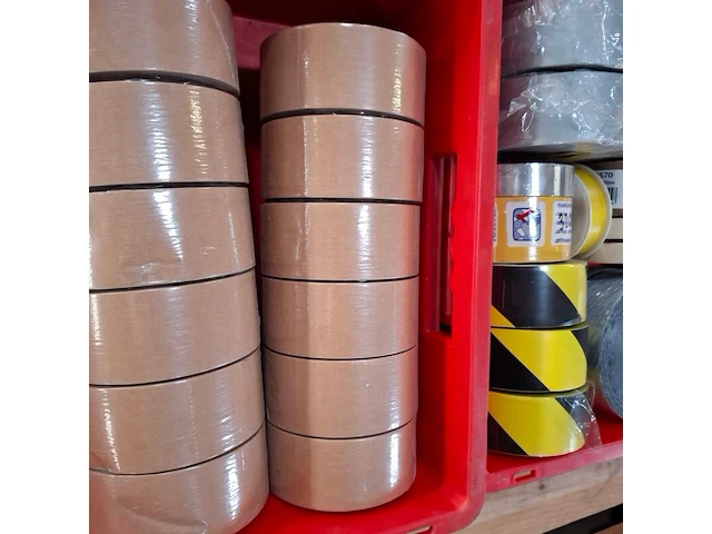 Ca. 428x diverse rollen tape - afbeelding 3 van  24