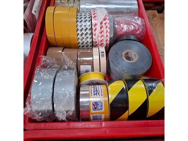 Ca. 428x diverse rollen tape - afbeelding 9 van  24