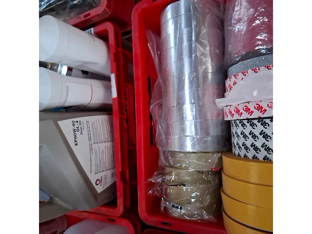 Ca. 428x diverse rollen tape - afbeelding 13 van  24