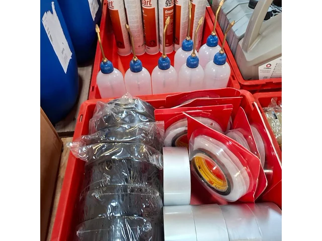 Ca. 428x diverse rollen tape - afbeelding 17 van  24