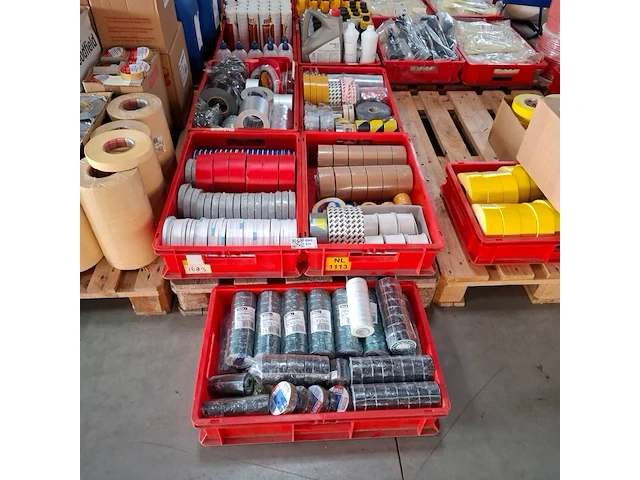 Ca. 428x diverse rollen tape - afbeelding 12 van  24