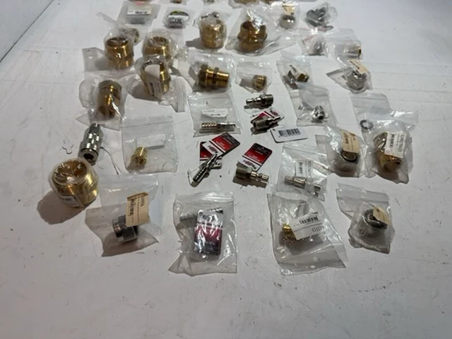 Ca. 42x diverse koppelingen en accessoires - afbeelding 3 van  7
