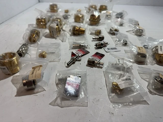 Ca. 42x diverse koppelingen en accessoires - afbeelding 4 van  7