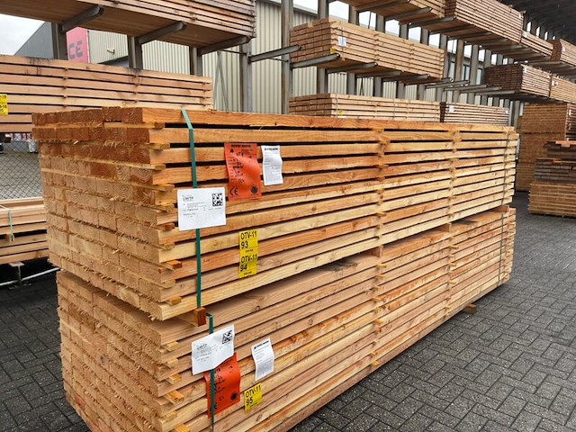 Ca. 42x douglas balken fijnbezaagd, 50x150mm, lengte 400cm - afbeelding 4 van  4