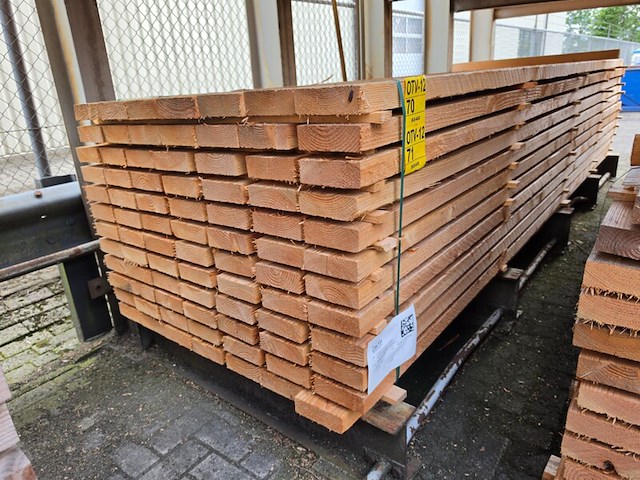 Ca. 42x douglas balken fijnbezaagd, 50x150mm, lengte 400cm - afbeelding 4 van  4