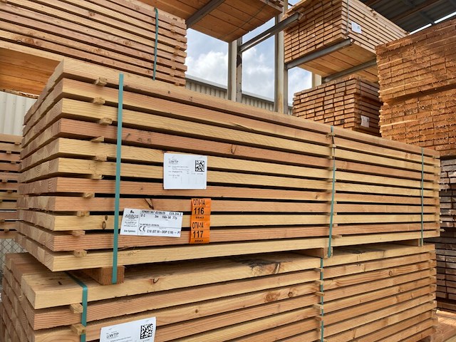 Ca. 42x douglas dakbalken fijnbezaagd, 50x150mm, lengte 300cm - afbeelding 4 van  4