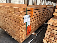 Ca. 42x douglas dakbalken fijnbezaagd, 50x150mm, lengte 300cm - afbeelding 4 van  4