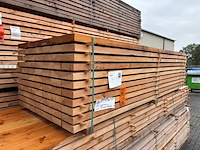 Ca. 42x douglas dakbalken fijnbezaagd, 50x150mm, lengte 300cm - afbeelding 4 van  4