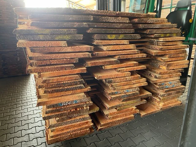 Ca. 42x douglas onbekantrechte schaaldelen, 22x200-250mm, lengte 400cm - afbeelding 2 van  3