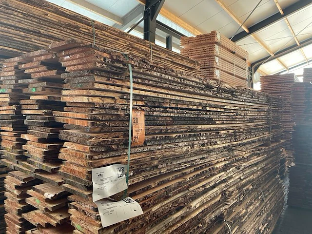 Ca. 42x douglas onbekantrechte schaaldelen, 22x200-250mm, lengte 400cm - afbeelding 3 van  3