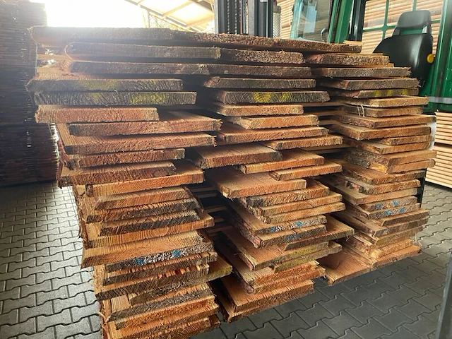 Ca. 42x douglas onbekantrechte schaaldelen, 22x200-250mm, lengte 500cm - afbeelding 2 van  3
