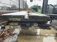 Ca. 42x douglas regels fijnbezaagd, 45x75mm, lengte 500cm - afbeelding 3 van  3