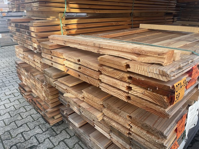 Ca. 42x douglas wisselsponning, 18x190mm, lengte 300cm - afbeelding 3 van  3