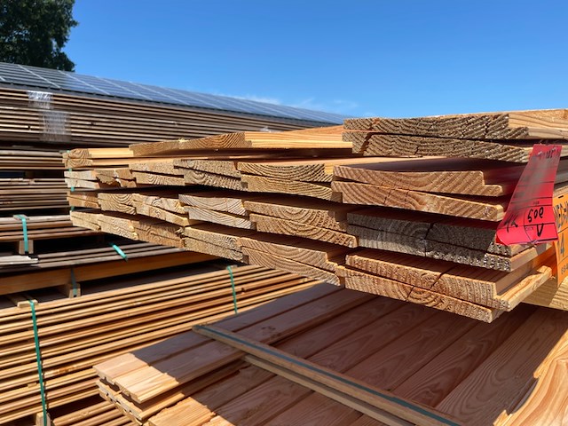 Ca. 42x douglas zweeds rabat, 26x190mm, lengte 500cm - afbeelding 3 van  3