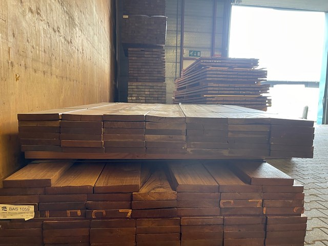 Ca. 42x guyana ipé planken geschaafd, 21x140mm, lengte 100cm - afbeelding 3 van  3