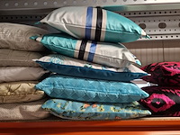 Ca. 42x kussen, o.a. designers guild - afbeelding 11 van  11