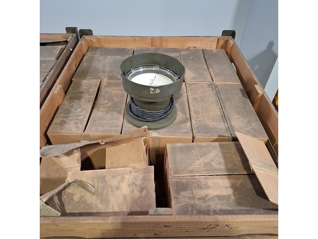 Ca. 42x lichtarmatuur, verolme elektra, mx6773 - afbeelding 10 van  11