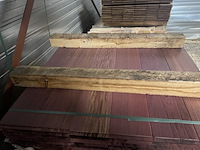 Ca. 42x purple heart kopse veer en groef (buitenparket), 21x145mm, lengte 95cm