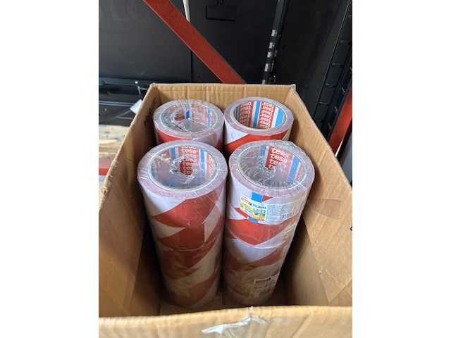 Ca. 42x waarschuwingstape 66 m x 50 mm, tesa - afbeelding 2 van  4