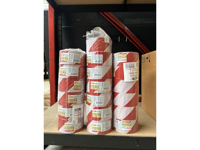 Ca. 42x waarschuwingstape 66 m x 50 mm, tesa - afbeelding 3 van  4