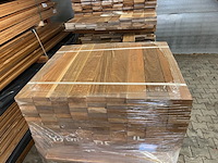 Ca. 432x ipé country grade planken geschaafd, 27x90mm, lengte 217/65cm, 215/95cm - afbeelding 1 van  3