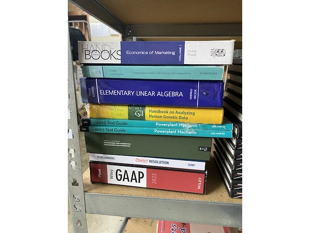 Ca. 434x educatieve boeken en studieboeken - afbeelding 22 van  25
