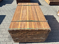 Ca. 437x guyana ipé latten geschaafd, 25x40mm, lengte 155cm - afbeelding 1 van  3