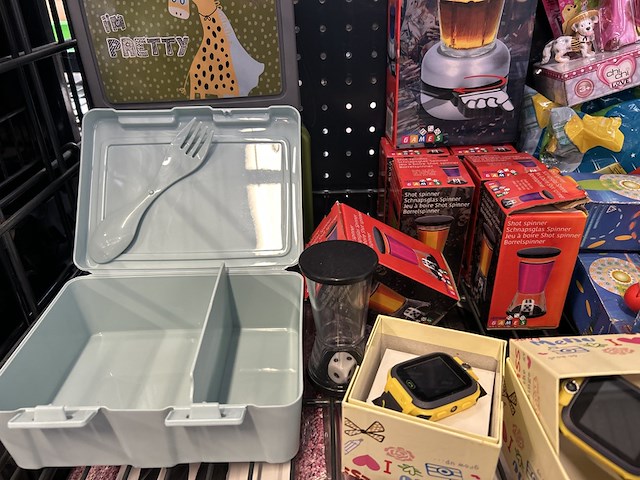 Ca. 43x diversen w.o. kinderspeelgoed en accessoires - afbeelding 3 van  7