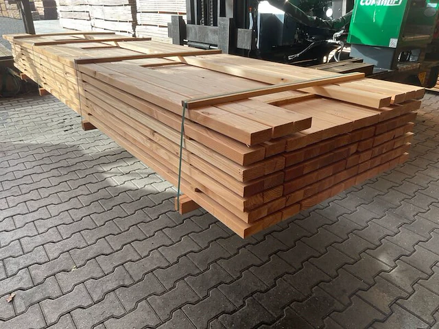 Ca. 43x douglas balken geschaafd, 40x90mm, lengte 430cm - afbeelding 2 van  3