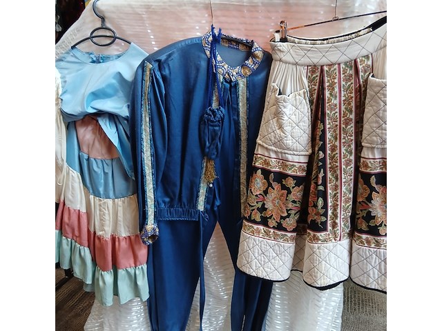 Ca. 43x italiaanse outfits en folklore - afbeelding 3 van  5
