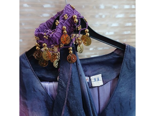 Ca. 43x oosterse outfits - afbeelding 6 van  8