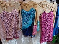 Ca. 43x oosterse outfits - afbeelding 7 van  8