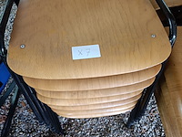 Ca. 43x vintage houten schoolstoelen, 2 soorten, hout - afbeelding 4 van  9